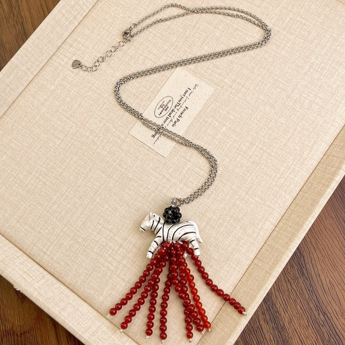 Wholesale Retro-style zebra natural stone pendant necklace for girls,  sweater chain