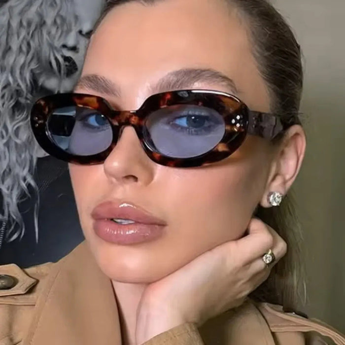 Wholesale Retro oval rice nail sunglasses, UV resistant fashionable sunglasses