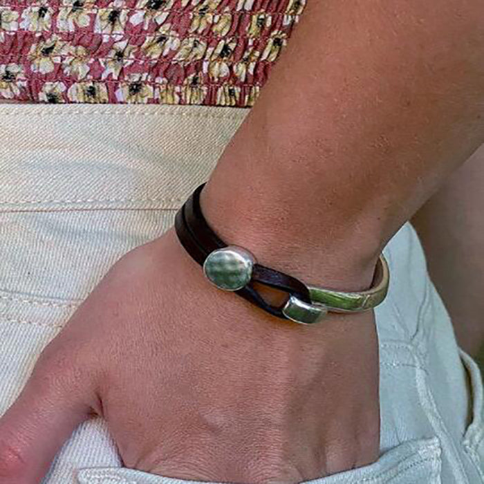 Wholesale Fashionable retro men's double-layer leather PU bracelet with spliced alloy creative bracelet