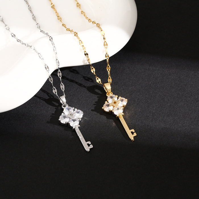 Wholesale Titanium steel key necklace female choker necklace