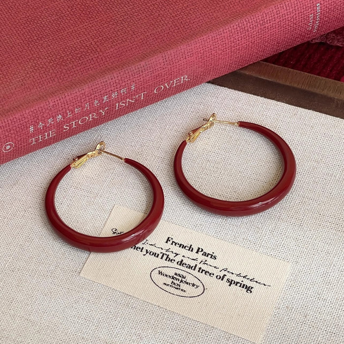 Wholesale Retro large ear rings and earrings for women, versatile and luxurious for daily use. No ear holes, female ear clips, earrings