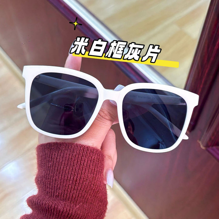 Wholesale New versatile olive green frame sunglasses, fashionable commuting UV resistant glasses, large frame sunglasses