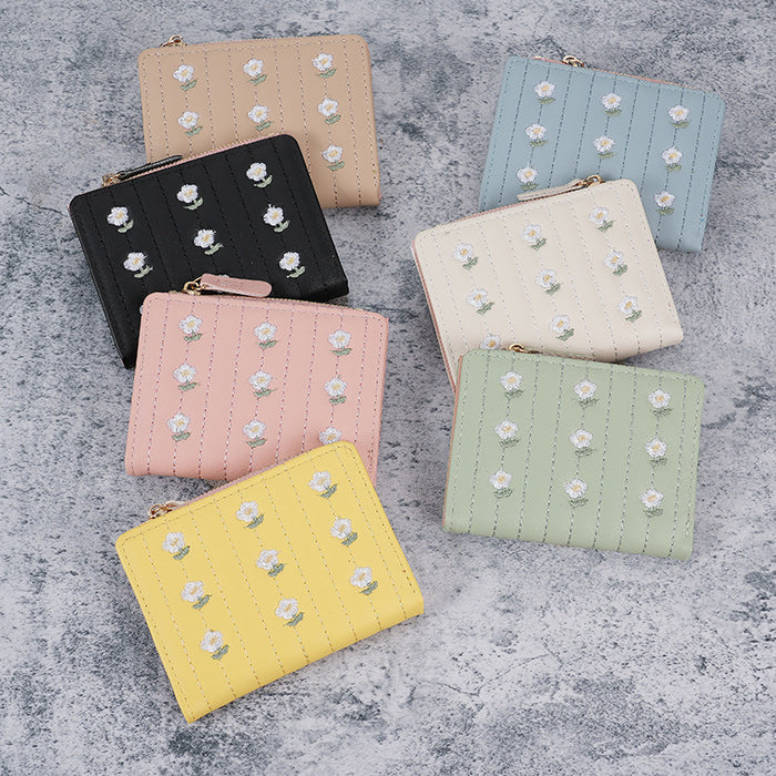 Wholesale Embroidered PVC Women' s Wallet Trendy Short Two-Fold Card Coin Purse