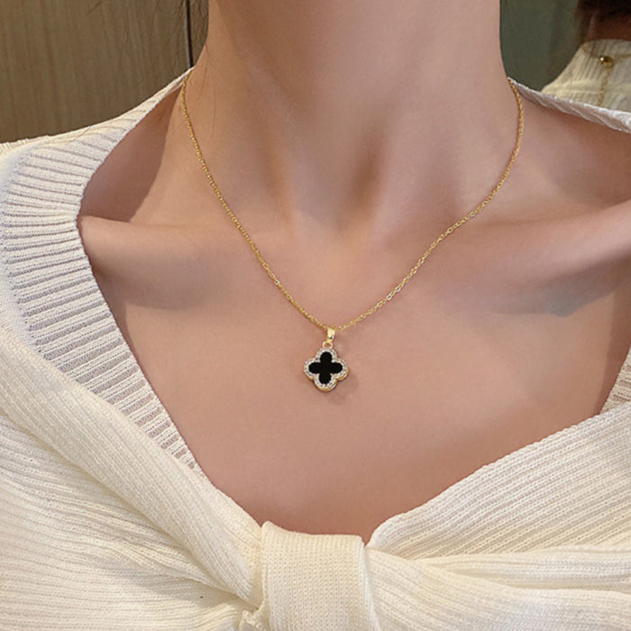 Wholesale Sweater chain, fashionable temperament necklace, light luxury, niche collarbone chain