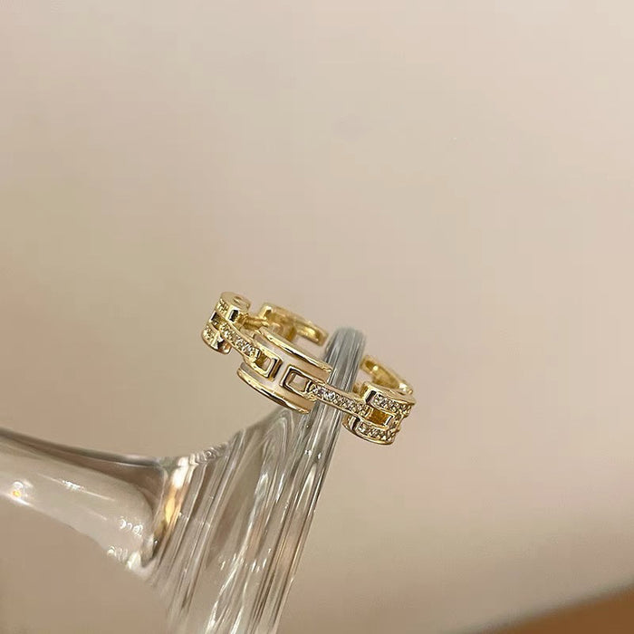 Wholesale Luxurious Shell Letter Exquisite Stacked Women's Niche Luxury Fashion Ring