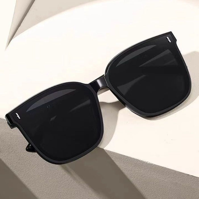 Wholesale Fashion sunglasses for men and women, polarized sunglasses, UV resistant glasses