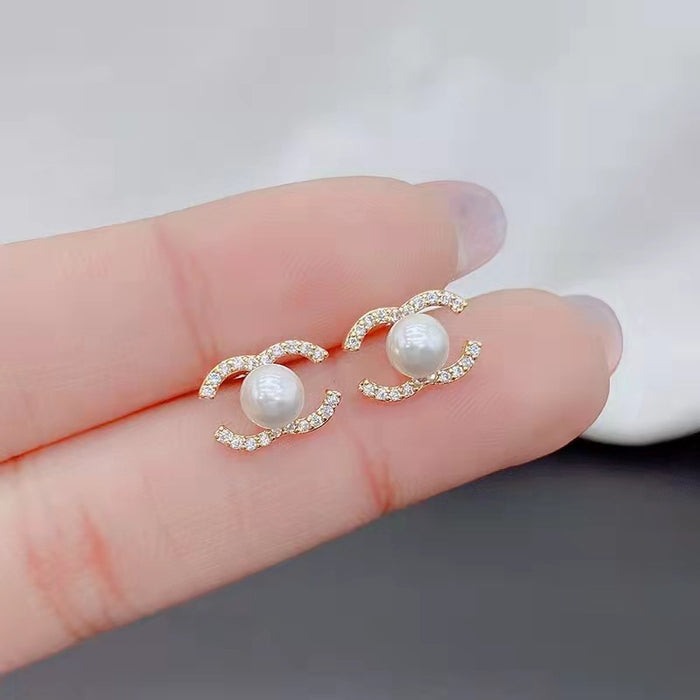 Wholesale Stainless Steel Micro-Inlaid Zirconia Letter Pearl Earrings JDC-ES-Shengh002