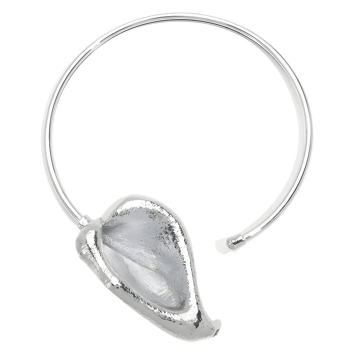 Wholesale Exaggerated Willow Leaf Metal Style Necklace Accessible Necklace for Women