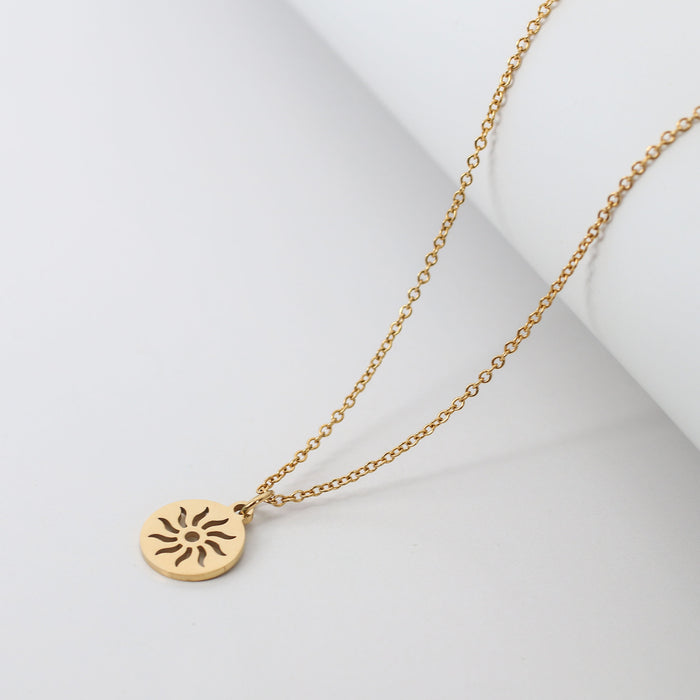 Wholesale stainless steel Gold Sun Necklace  ladies titanium steel sunflower clavicle chain