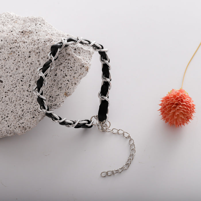 Wholesale Retro high-end neck chain, fashionable niche leather woven necklace, women's collarbone chain