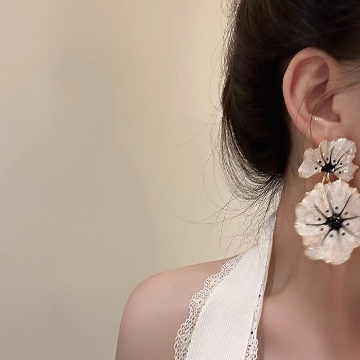 Wholesale Ginkgo Flower Earrings High-End Earrings Niche Design Personalized Elegant Earrings