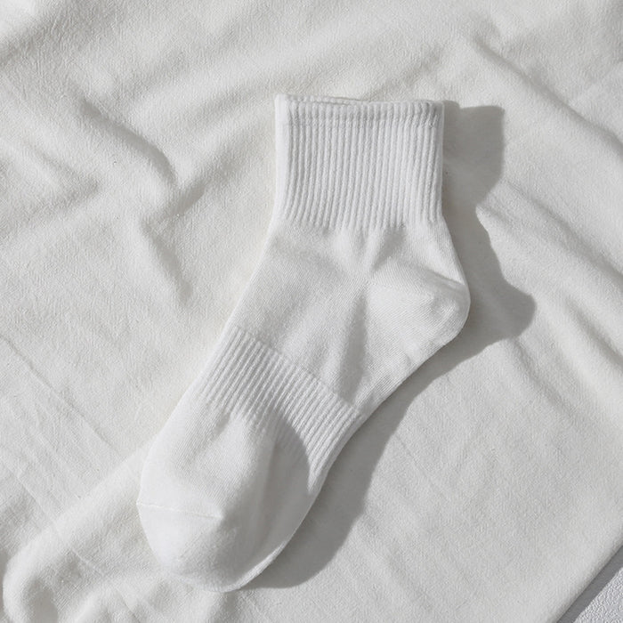 Wholesale Mid length solid color cotton socks versatile basketball sports shallow mouth design short socks