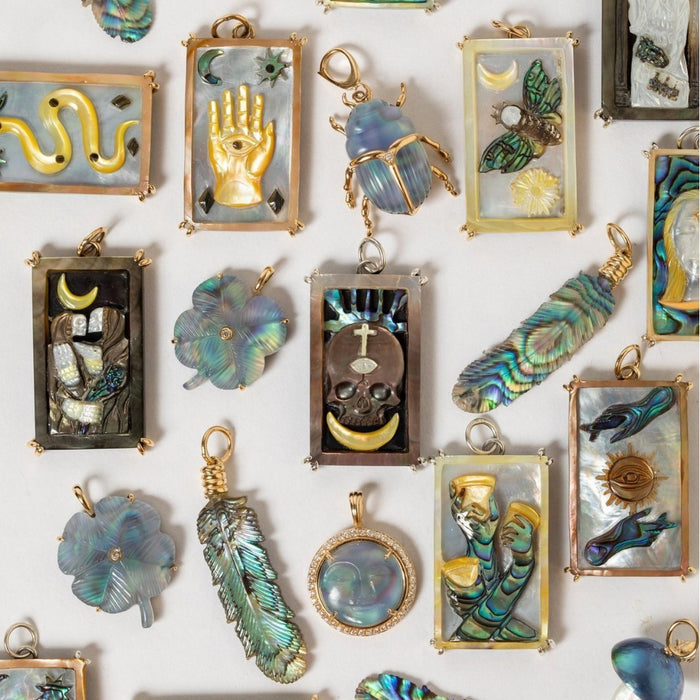 Wholesale Trendy Tarot Card Pendant Necklace Abalone Shell Inlay Copper Electroplated Women S Fashion Jewelry Gift