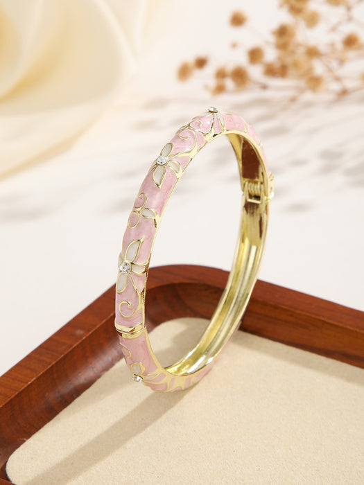 Wholesale Alloy Four Leaf Clover Open Bangle With Drip Oil Enamel Fashion Jewelry Accessory For Everyday Wear And Gift