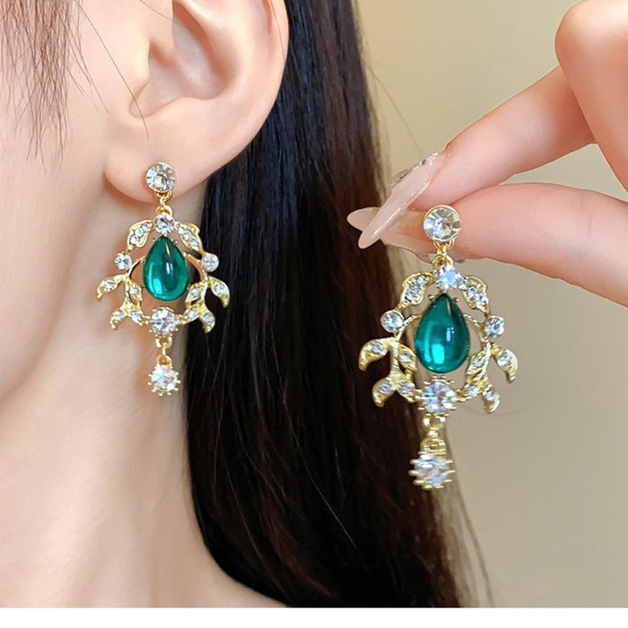 Wholesale Exaggerated Diamond Set Leaves Water Drop Pendant Necklace