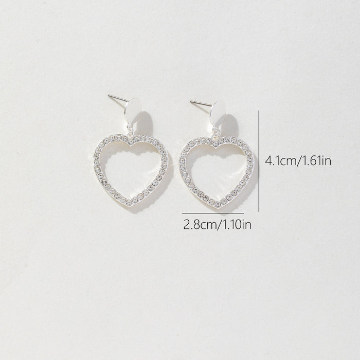 Wholesale Valentine' s Day earrings heart shaped earrings with diamond embellishments