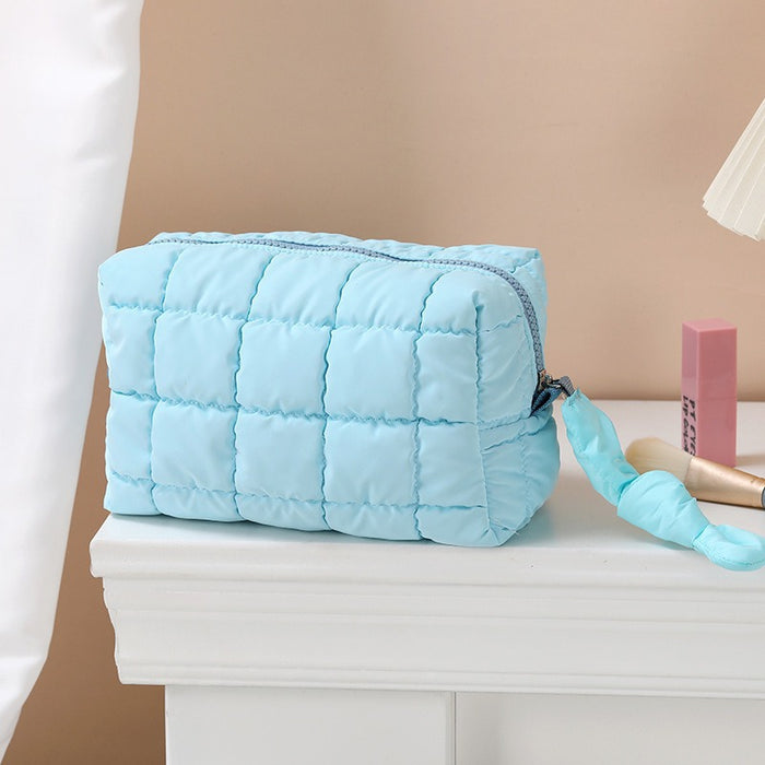 Wholesale Chic Polyester Cosmetic Bag Large Capacity Handbag Style Lightweight Travel Makeup Organizer