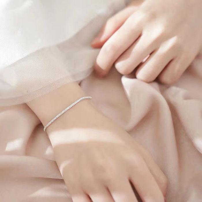 Wholesale Bracelet with minimalist and niche design, wholesale of hand accessories