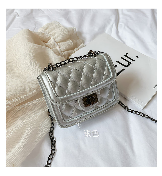 Wholesale Mini diamond grid shoulder crossbody bag, fashionable chain, loose change accessories