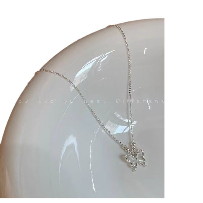 Wholesale Silver butterfly necklace, niche collarbone chain accessory
