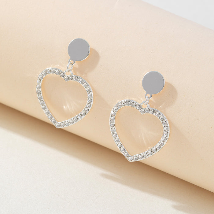 Wholesale Valentine' s Day earrings heart shaped earrings with diamond embellishments