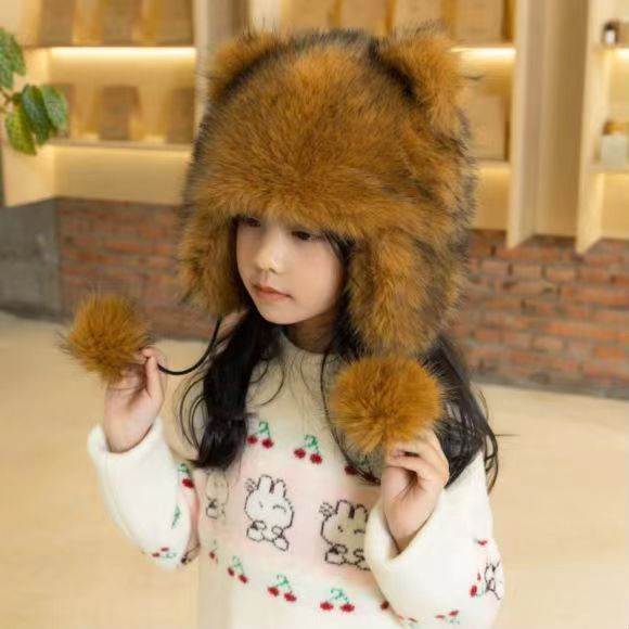 Wholesale small raccoon ear protection cap raccoon fur overlord cap winter warm straw hat for boys and girls