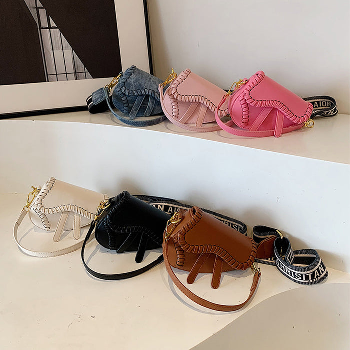 Wholesale New retro woven mini saddle bag for children, high-end handbag, broadband crossbody bag