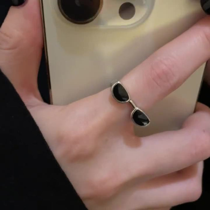 Wholesale Fun sunglasses, glasses, rings, unique, simple, niche design, personalized index finger ring, open mouth