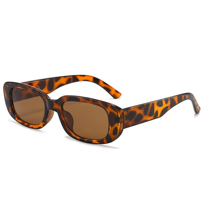 Wholesale Sunglasses with small square frames for slimming, trendy street photography, unisex style