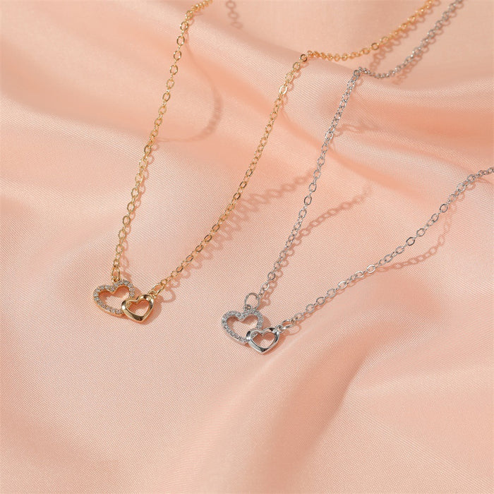 Wholesale  peach heart necklace female love heart-shaped clavicle chain simple love jewelry jewelry for girls