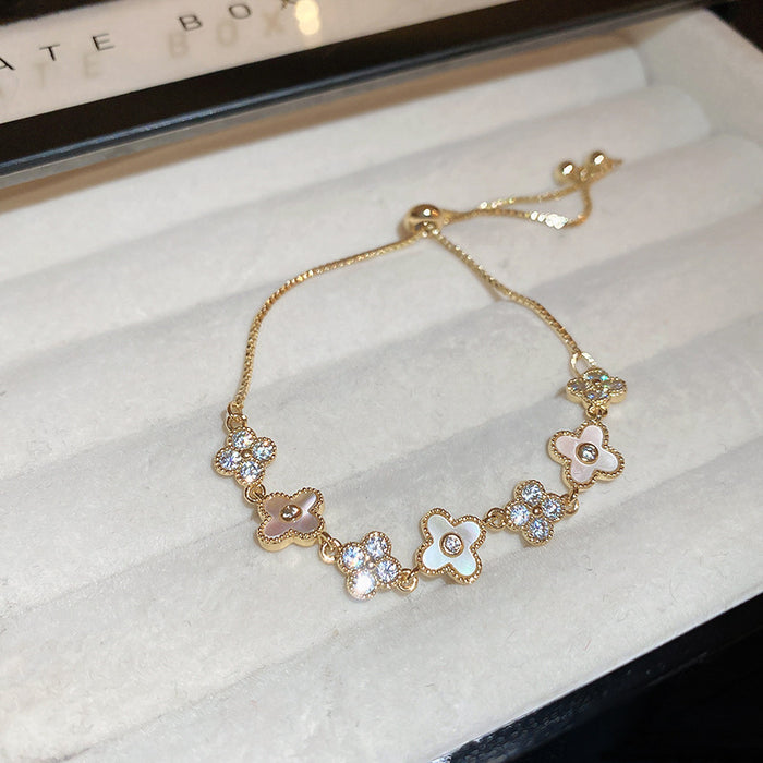 Wholesale lucky four-leaf grass bracelet temperament jewelry design jewelry women