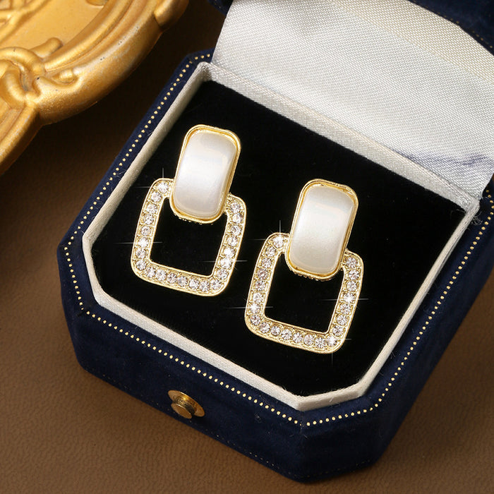 Wholesale Pearl Earrings Square Pearl Earrings Distinctive Earrings Women