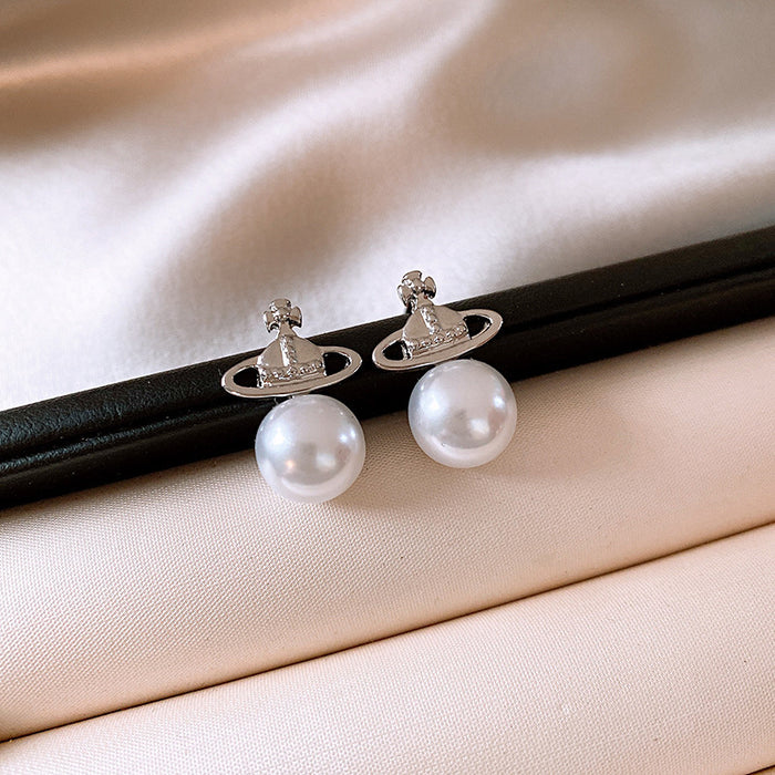 Wholesale Silver needle zircon round artificial pearl earrings high-end luxury retro earrings unique French design earrings