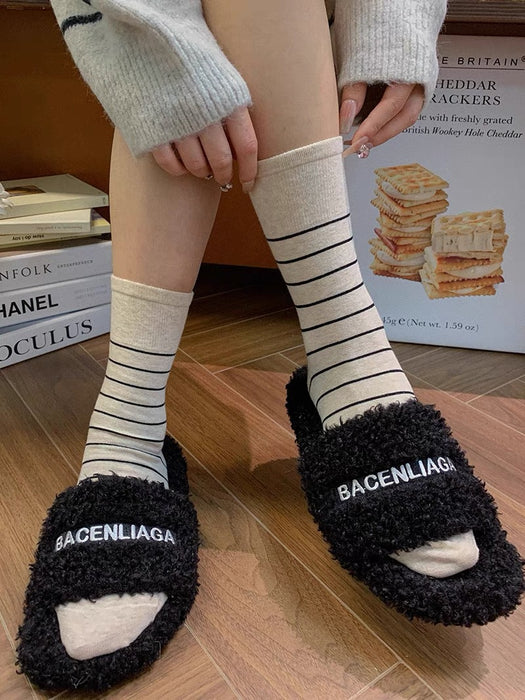 Wholesale Sports striped socks, mid tube socks, college style stripes, versatile