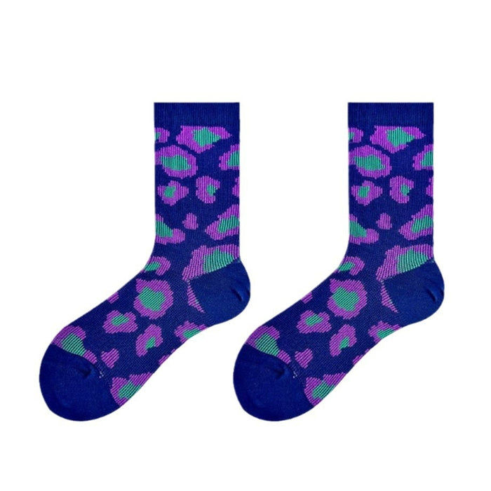 Wholesale Retro artistic style geometric socks, mid tube socks with double needles and dual channels, niche design, mid tube socks