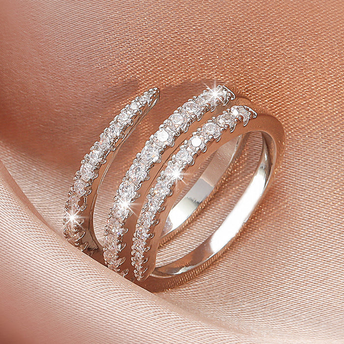 Wholesale Creative micro inlaid zircon women's three circle surround design ring, couple's gift