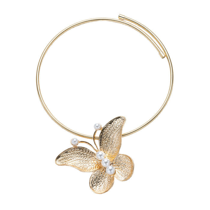 Wholesale Fashionable exaggerated three-dimensional butterfly necklace, niche personalized long metal wrapped collar