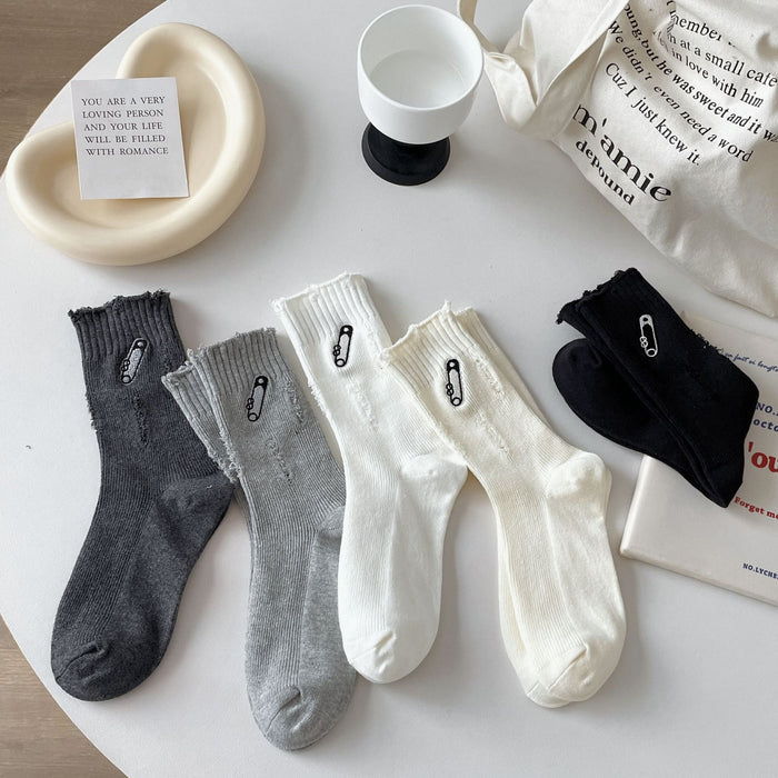 Wholesale Embroidered socks, tube socks, personalized trendy pile socks, long socks