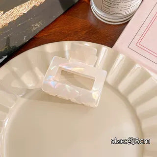 Wholesale Small Grab Clip Half Hair Shark Clip Simple Elegant Hairpin Headwear Summer