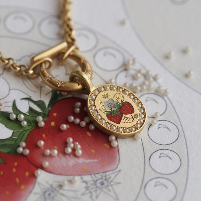 Wholesale Stainless steel pearl strawberry necklace for women