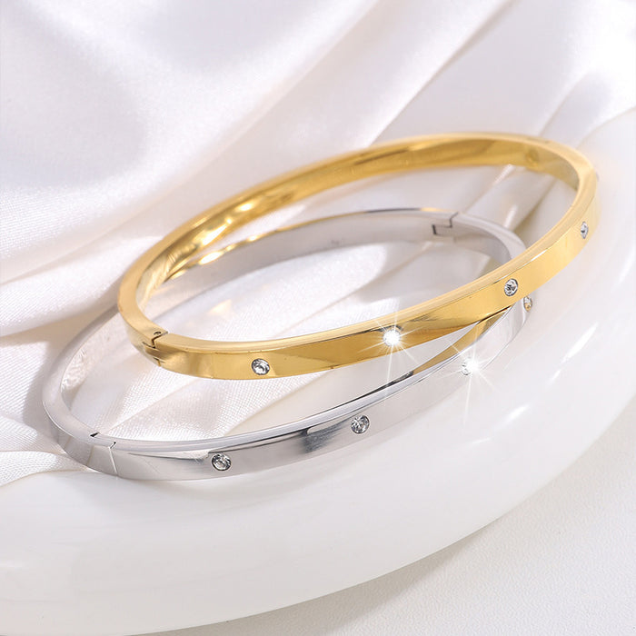 Wholesale Titanium steel bracelet with high-end fashion, light luxury, exquisite and non fading accessories, stainless steel diamond inlaid bracelet