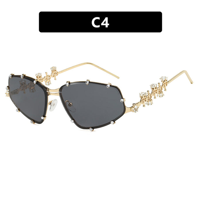 Wholesale Diamond studded glasses frame, fashionable with diamond shaped flat lens, large frame, personalized glasses frame