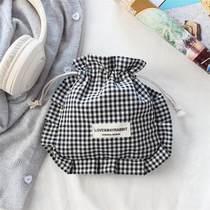 Wholesale Stylish Pink Plaid Drawstring Pouch With Lace Trim Multipurpose Travel Storage Bag For Makeup Brushes Fashion Accessory For Boutique Resale