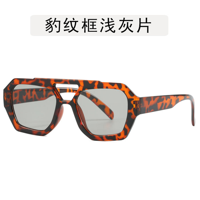 Wholesale Irregular contrasting sunglasses, retro sunglasses, personalized glasses