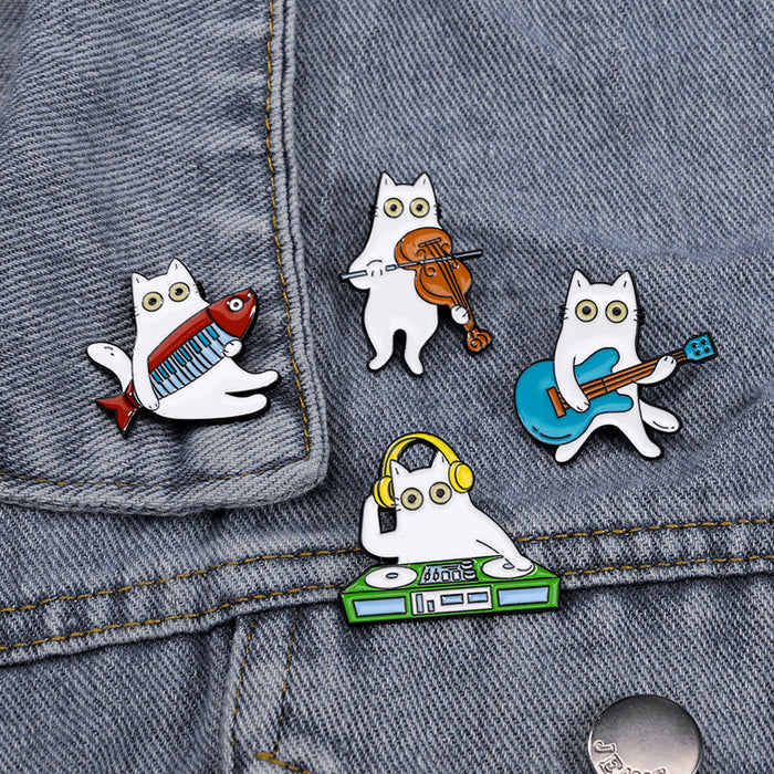 Wholesale White cat musical instrument cartoon brooch versatile creative small animal clothing n needle butterfly buckle metal badge