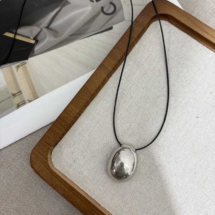 Wholesale Simple natural stone donut water droplet tiger eye pendant necklace, niche high-end sweater chain