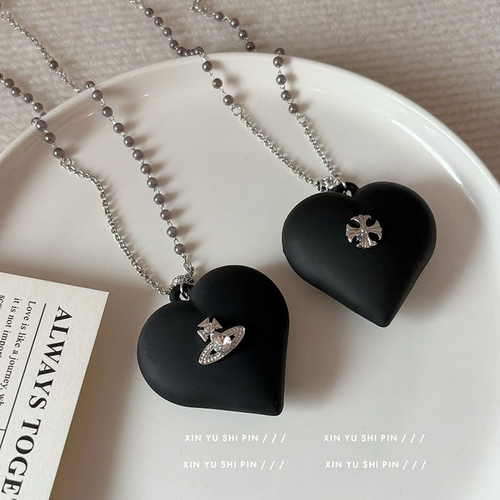 Wholesale Love Pearl Necklace Long Fashionable Versatile Sweater Chain Light Luxury Premium Sweater Chain Neck Chain