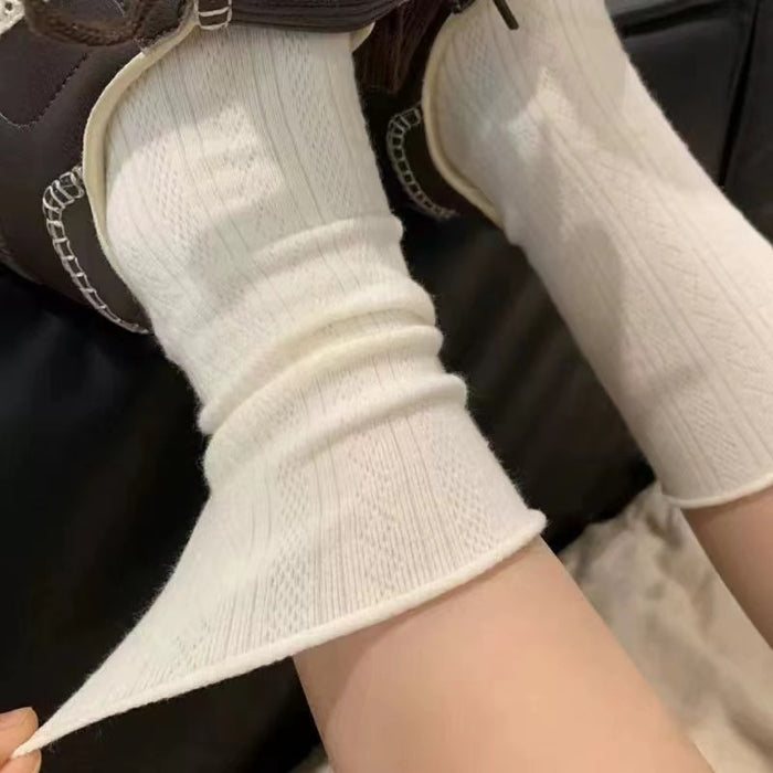 Wholesale Socks with retro rolled edges, through stacking, and anti slip properties