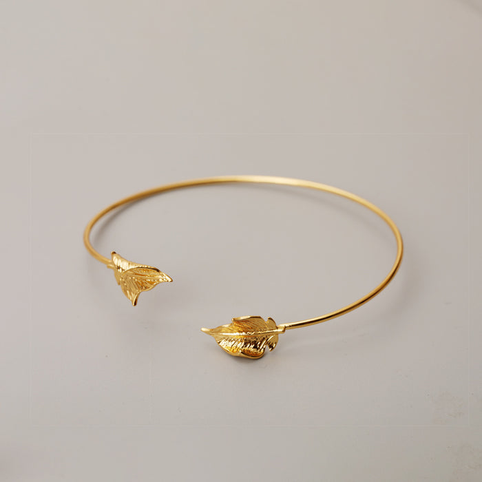Wholesale Letter Flower Bracelet Light Luxury Bracelet Flash Jewelry for Women
