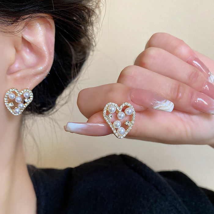 Wholesale Pearl and Cat' s Eye Stud Earrings